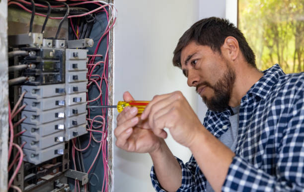 Best Circuit Breaker Repair  in Steilacoom, WA